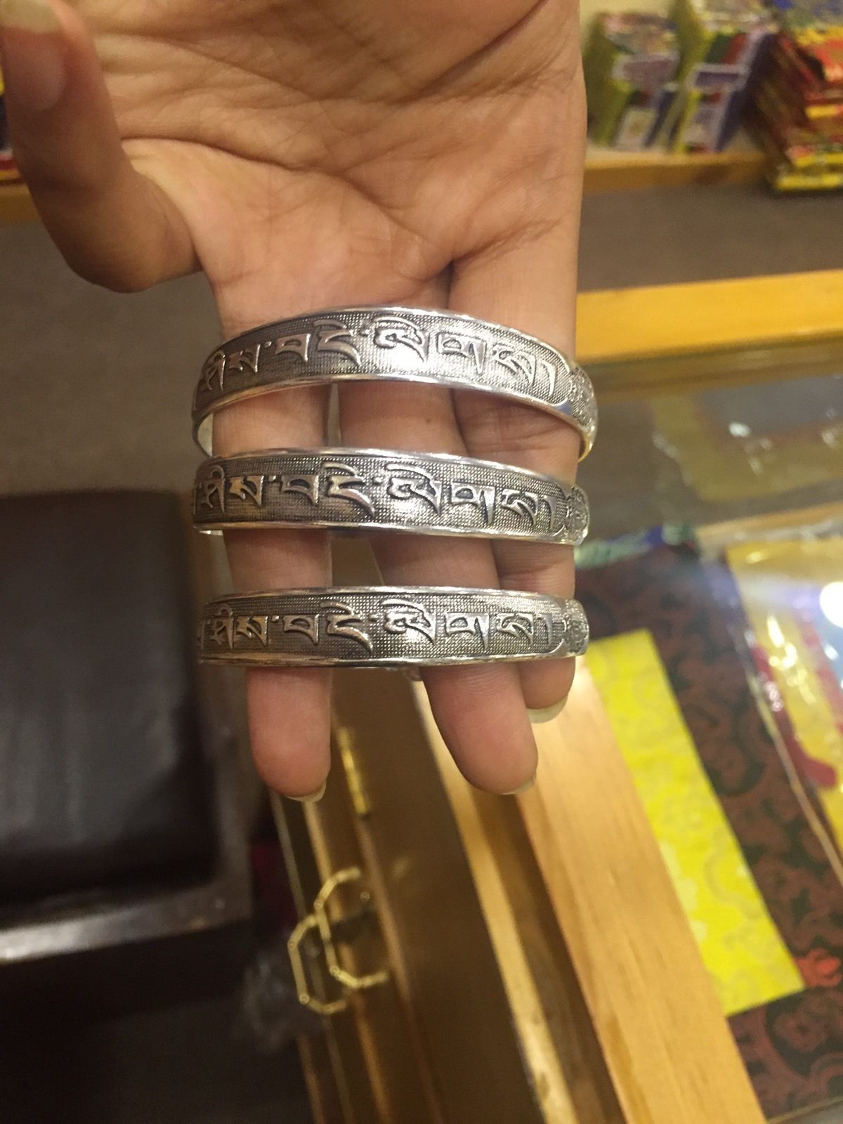 Tibetan Om Mani Mantra White Metal Bracelet