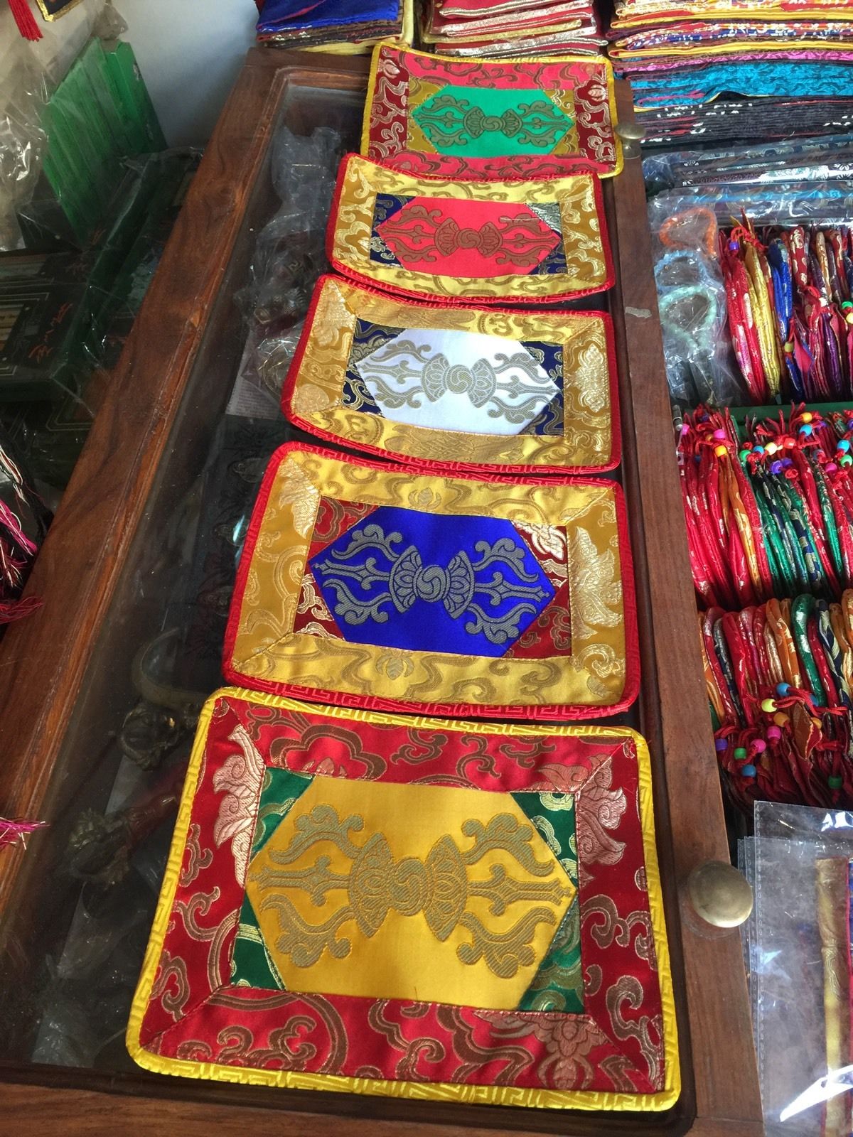 Tibetan Buddhism Dorji Placemat / Table Cover