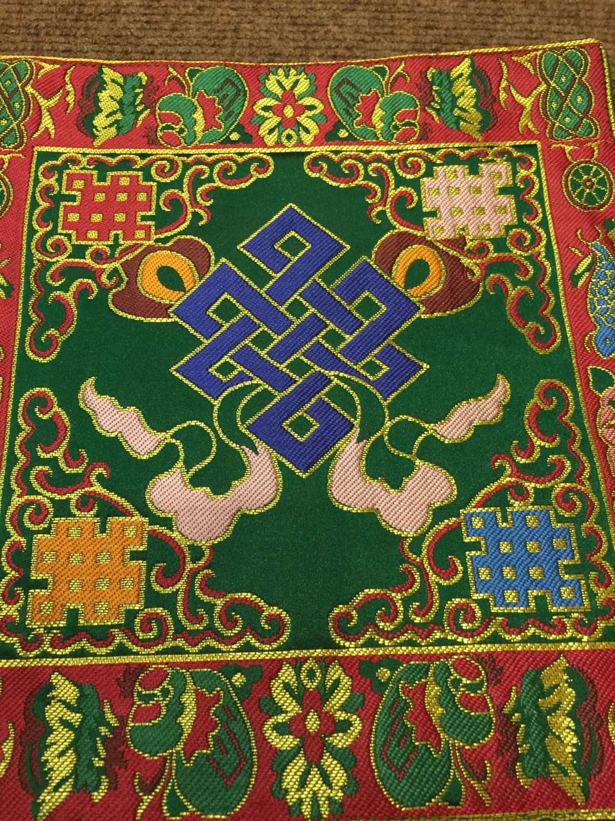 Tibetan Endless Knot Placemat/Table Cover